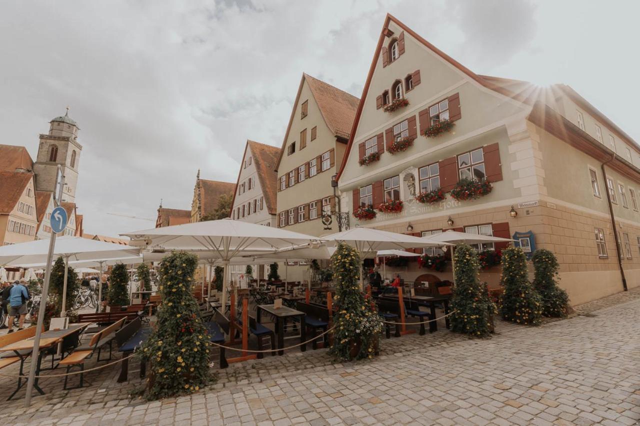 Altstadtmittehotel Sonne Динкельсбюль Экстерьер фото